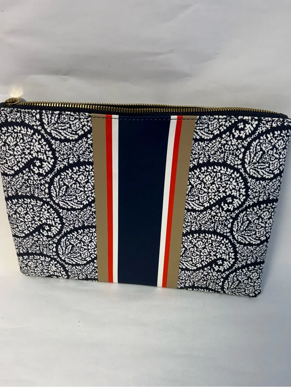 C. WONDER Paisley Cosmetics Bag MWO